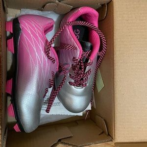 Size 8 soccer cleats